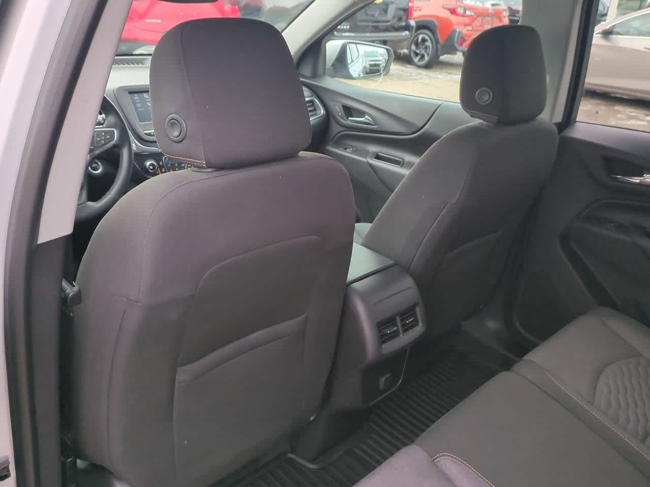 Thumbnail: 2018 Chevrolet Equinox - 17