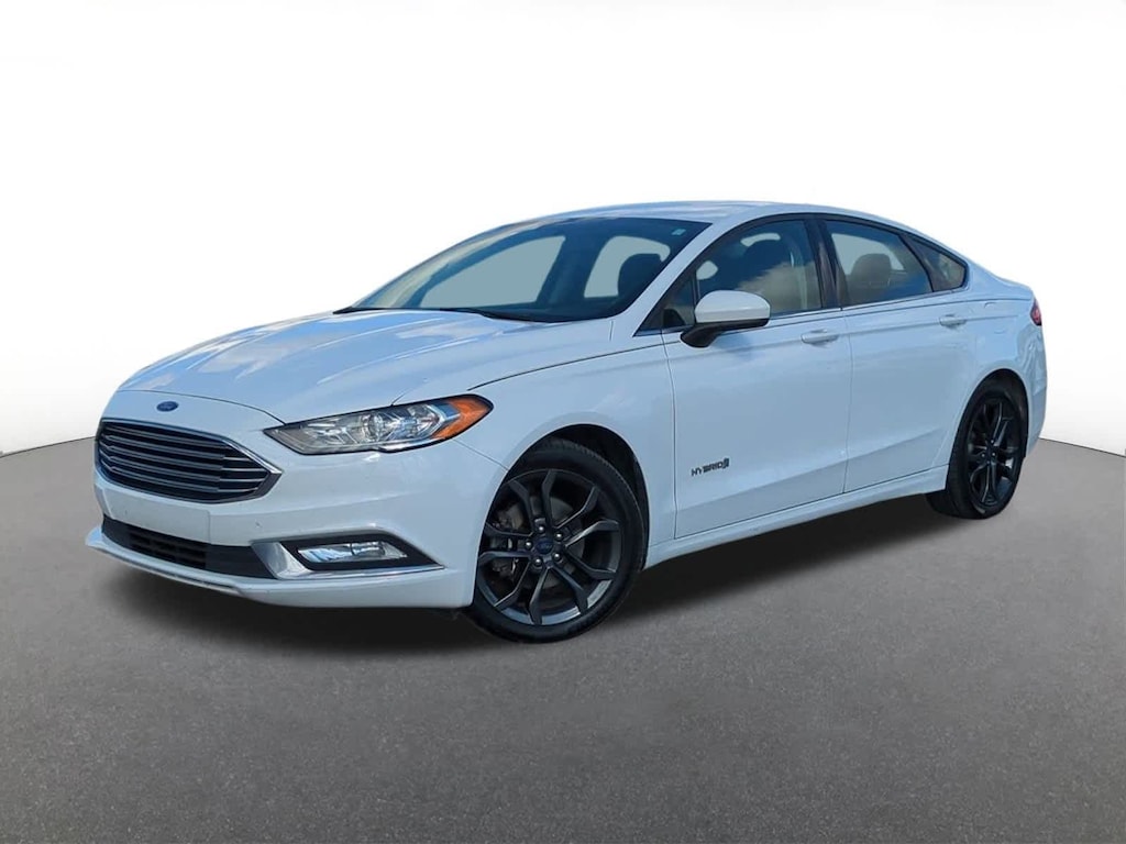 Used 2018 Ford Fusion Hybrid SE Sedan