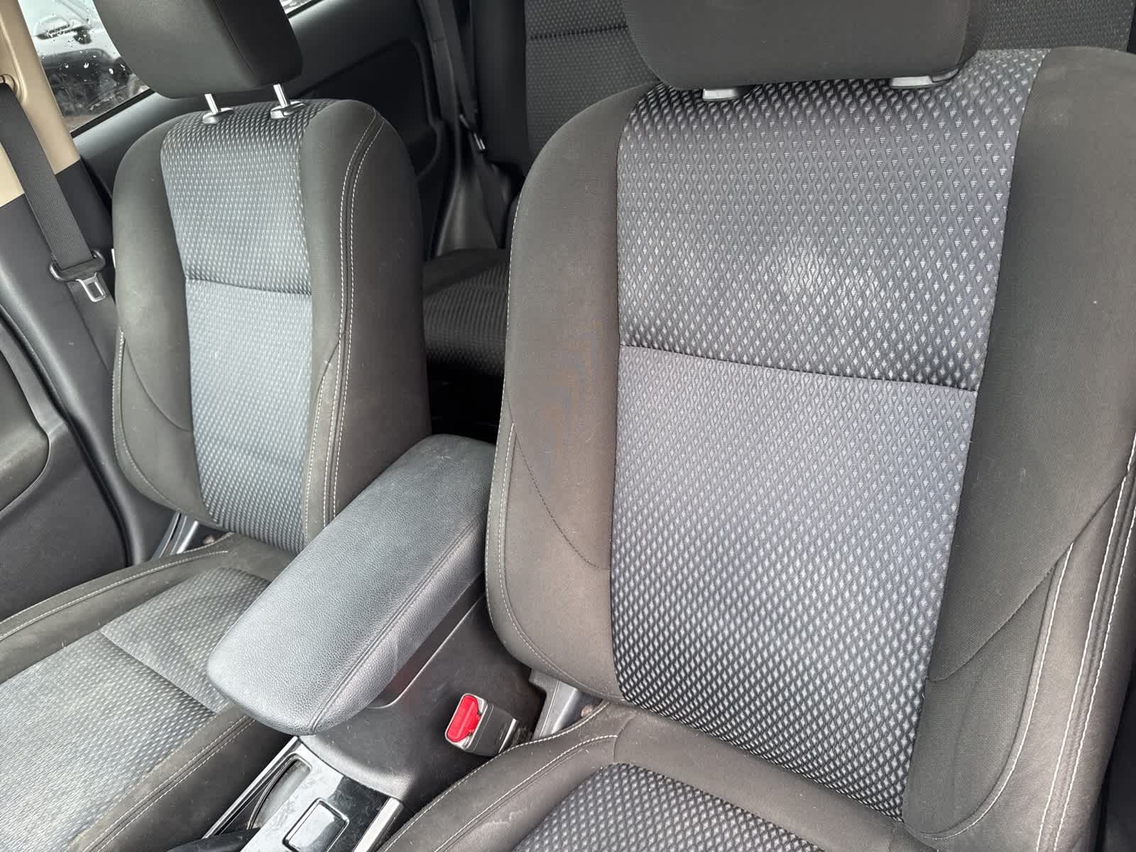 2018 Mitsubishi Outlander ES 15