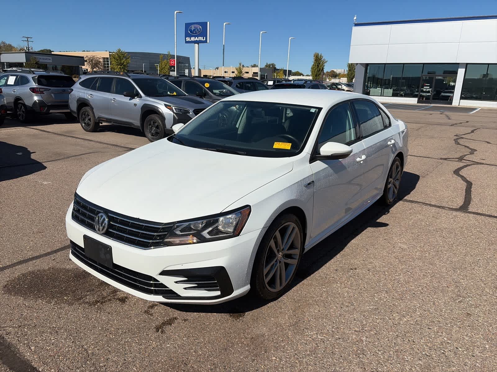 Thumbnail: 2018 Volkswagen Passat - 1