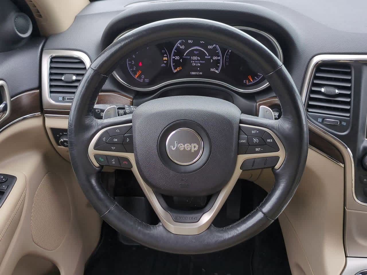 Thumbnail: 2015 Jeep Grand Cherokee - 23