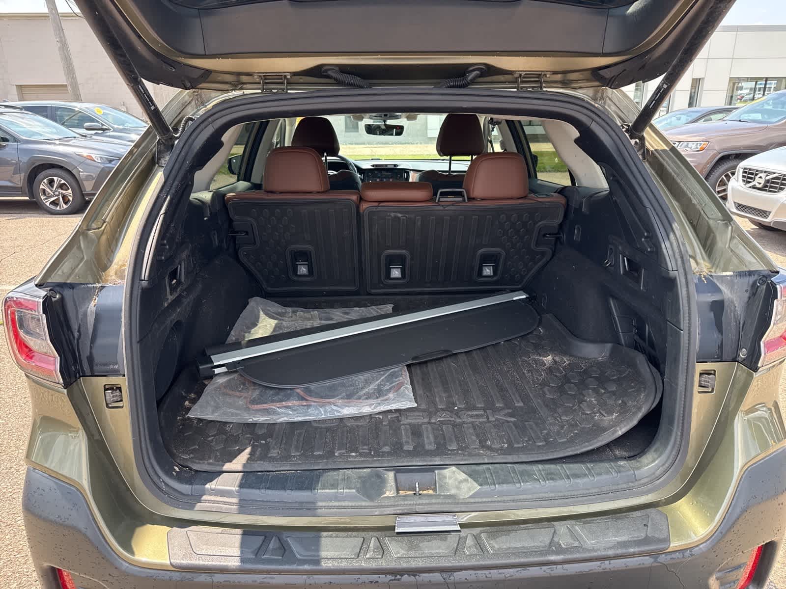 Thumbnail: 2021 Subaru Outback - 14