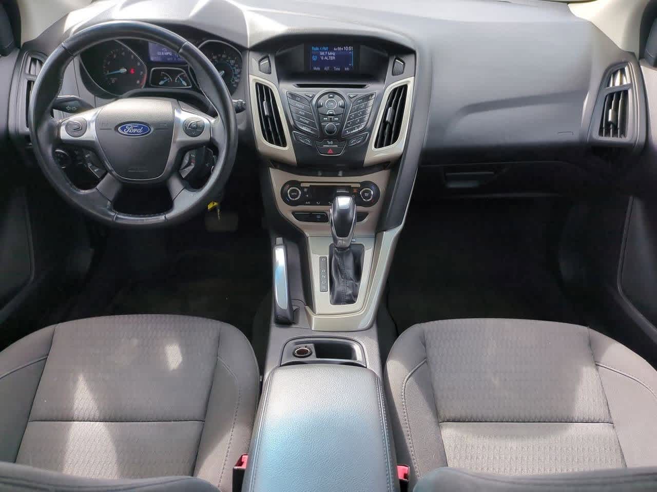 Thumbnail: 2012 Ford Focus - 14
