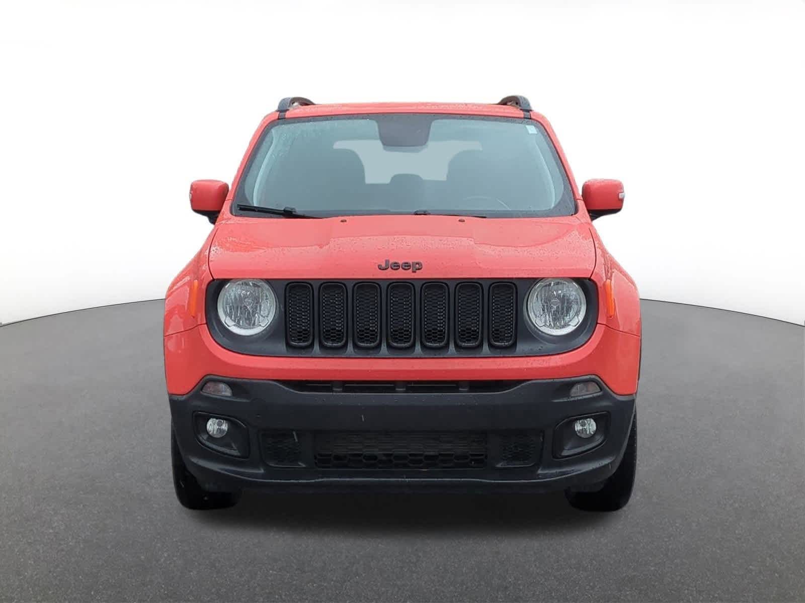 Thumbnail: 2018 Jeep Renegade - 9