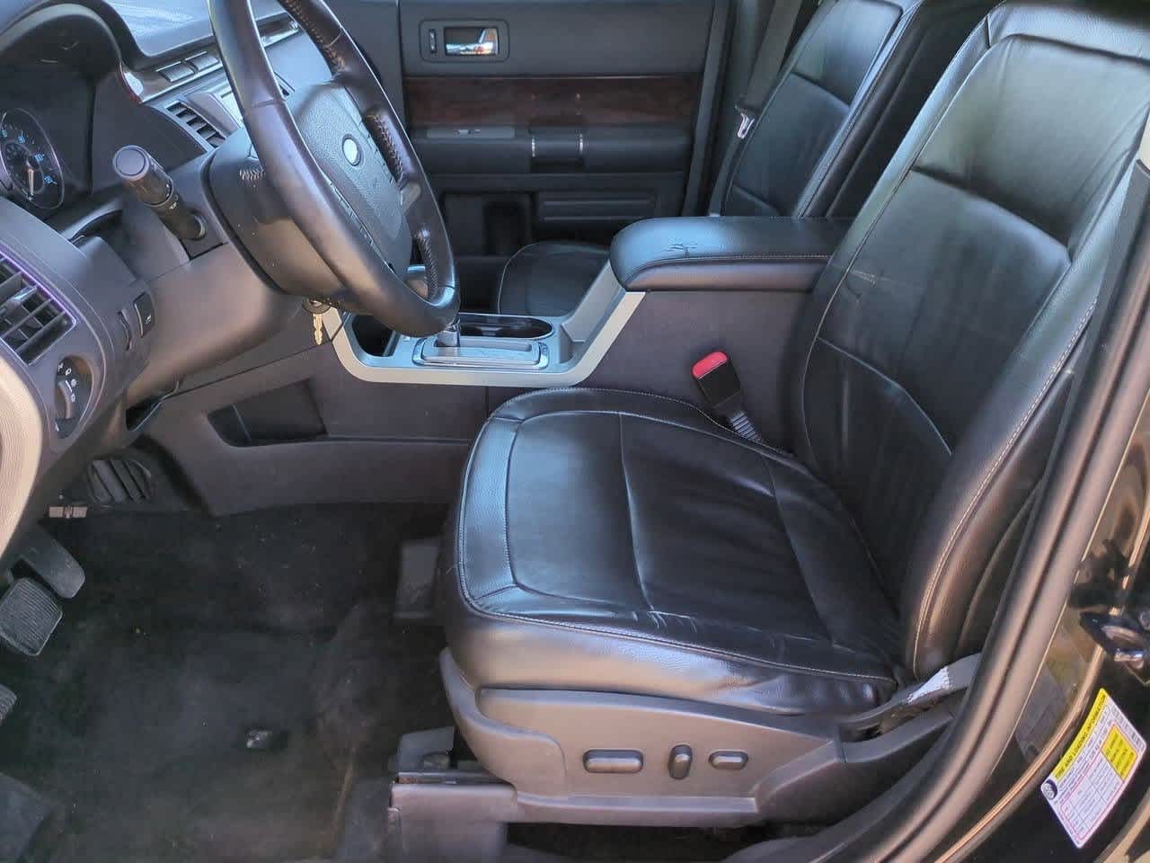 Thumbnail: 2010 Ford Flex - 15