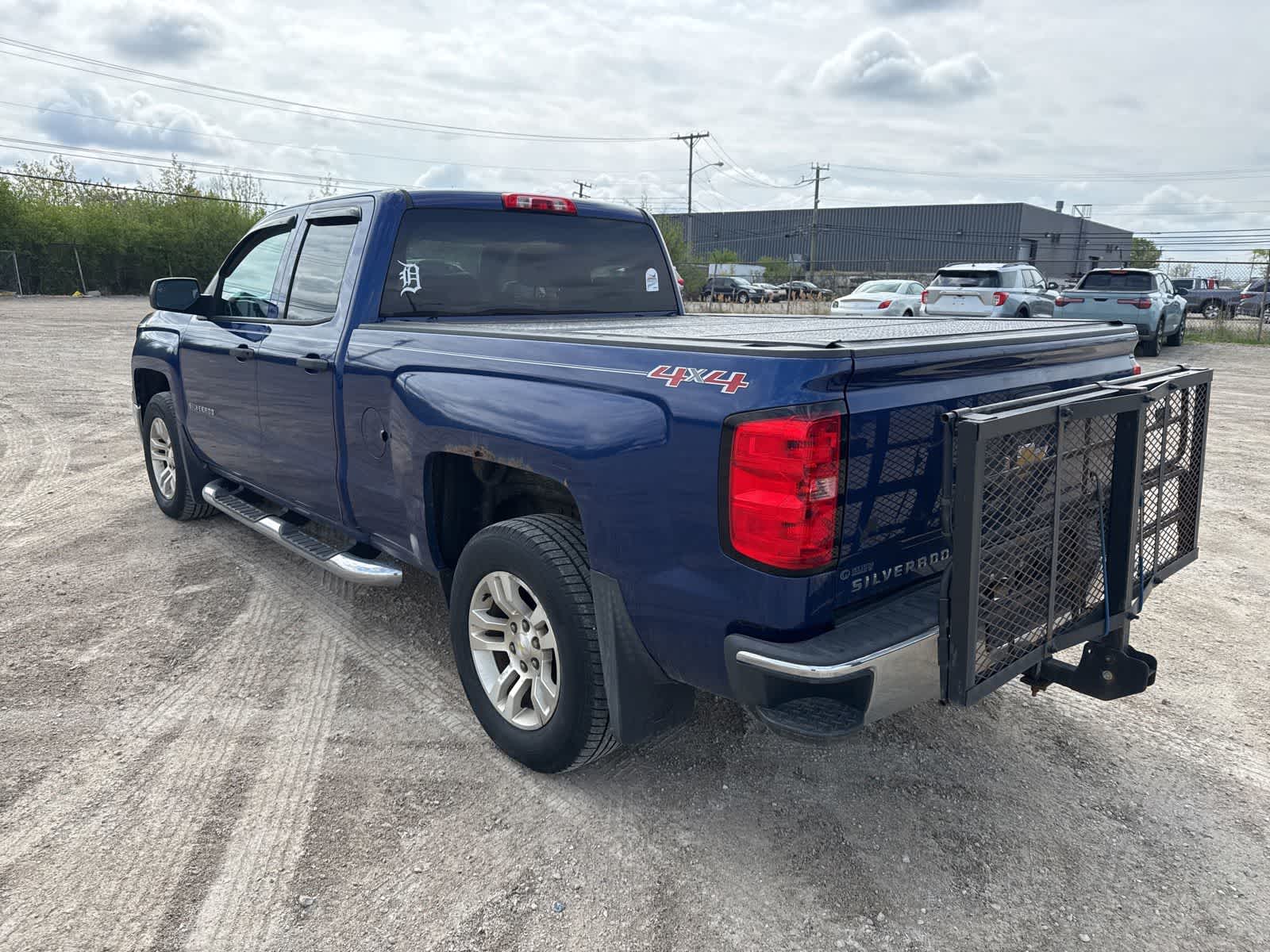 Thumbnail: 2014 Chevrolet Silverado 1500 - 2