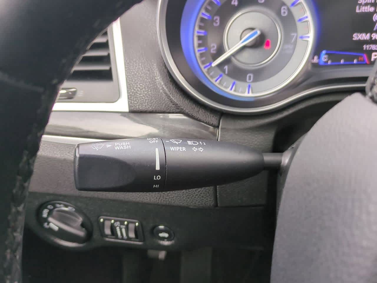 Thumbnail: 2018 Chrysler 300 - 25