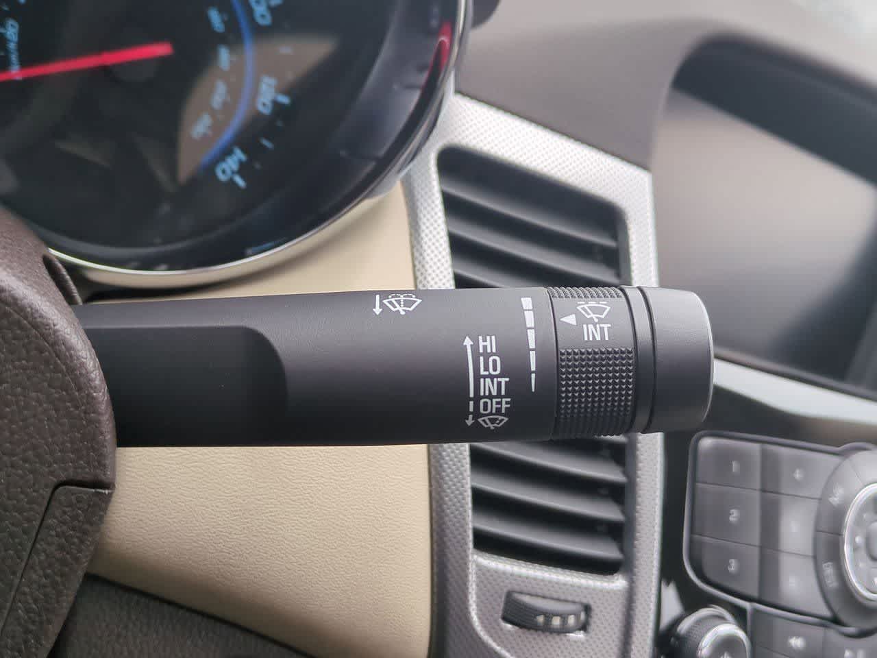 Thumbnail: 2014 Chevrolet Cruze - 26