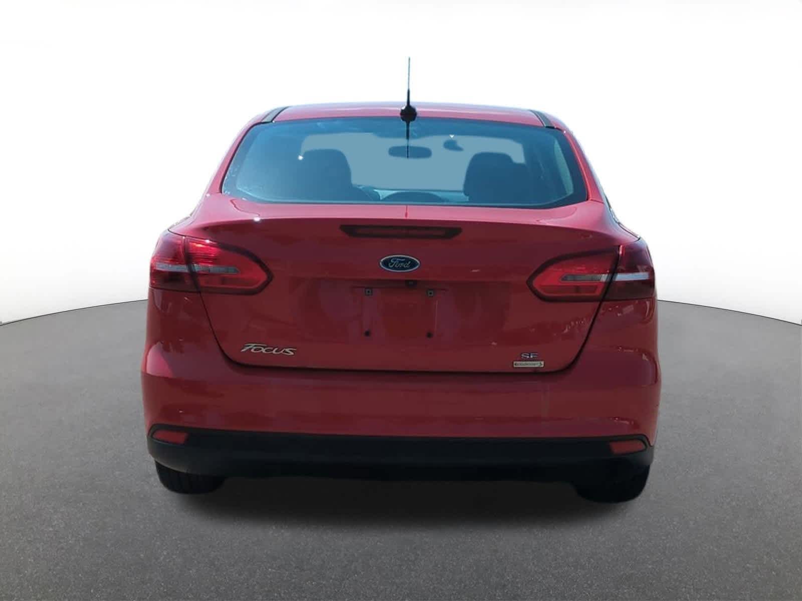 Thumbnail: 2017 Ford Focus - 5
