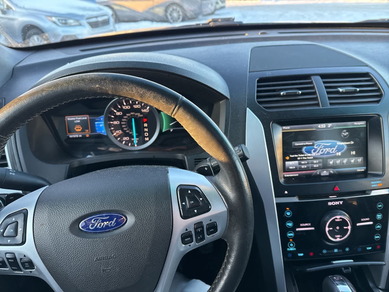 Thumbnail: 2015 Ford Explorer - 18