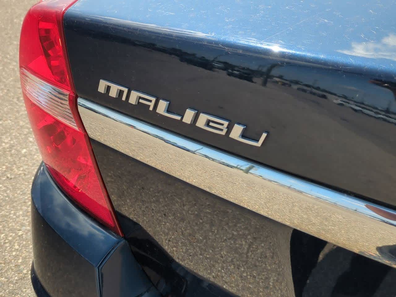 2005 Chevrolet Malibu Base 11