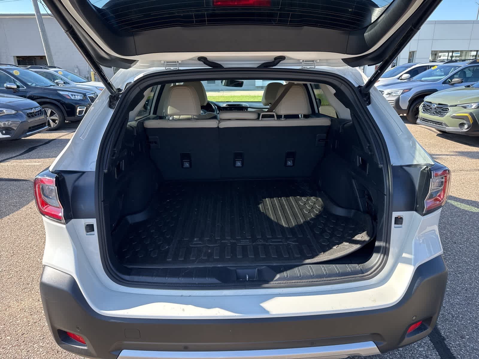 Thumbnail: 2024 Subaru Outback - 14