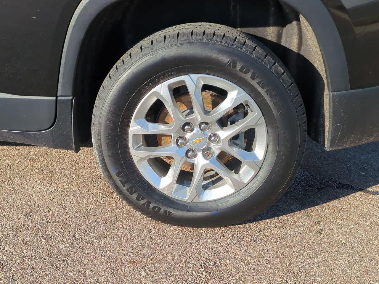 Thumbnail: 2021 Chevrolet Traverse - 13