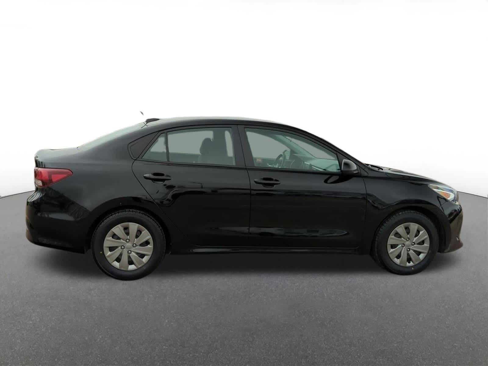 Thumbnail: 2020 Kia Rio - 7