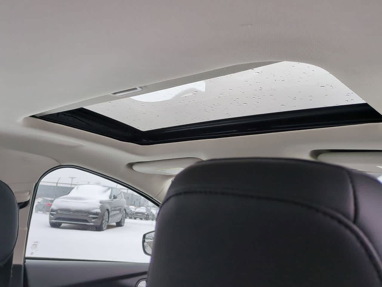 Thumbnail: 2018 Ford Focus - 21