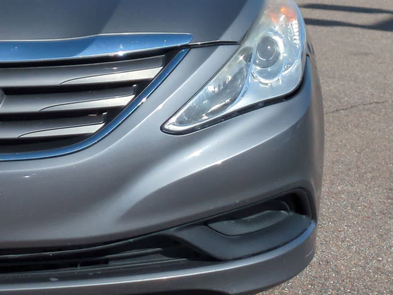 Thumbnail: 2014 Hyundai Sonata - 10