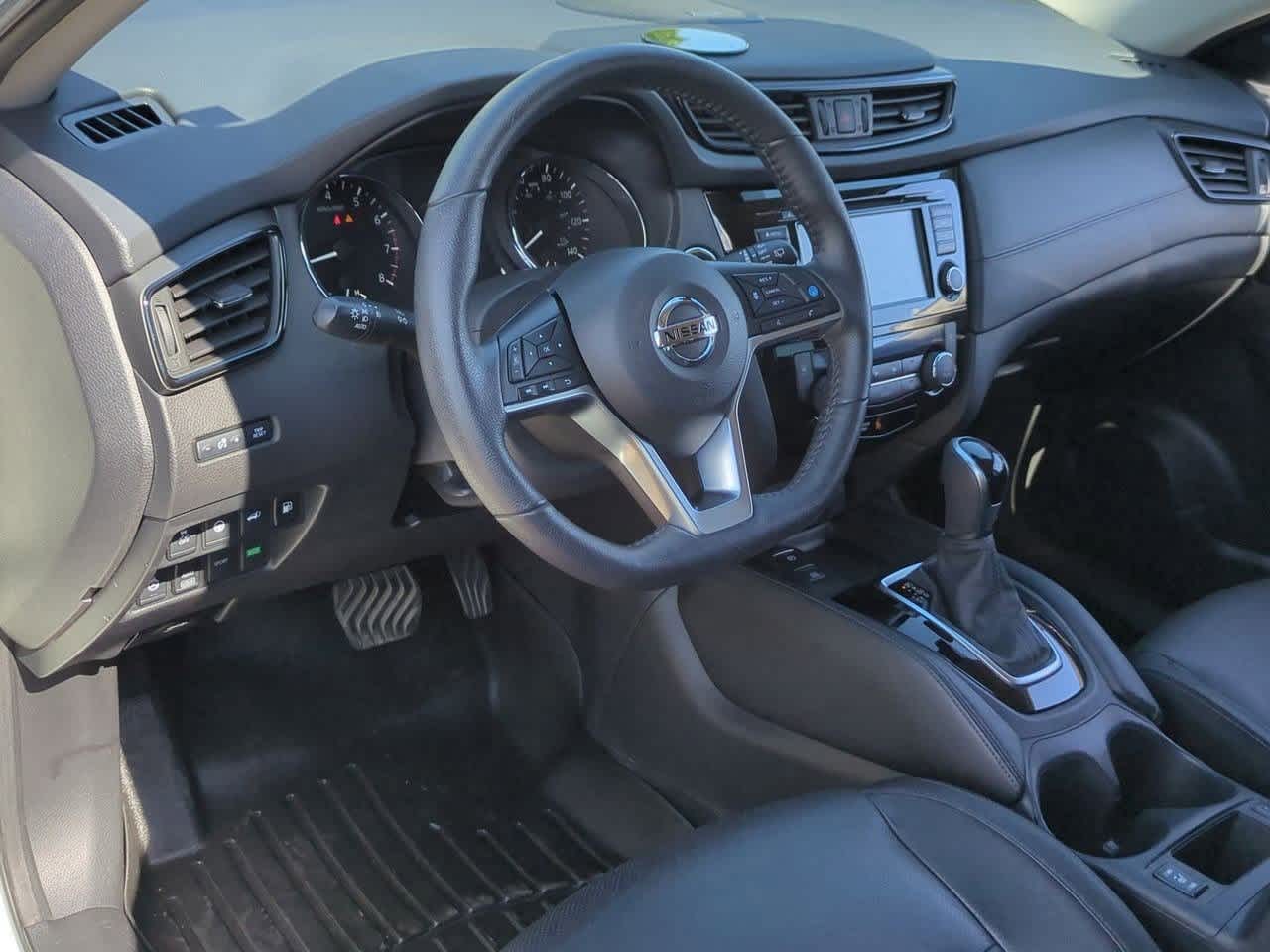 Thumbnail: 2020 Nissan Rogue - 2