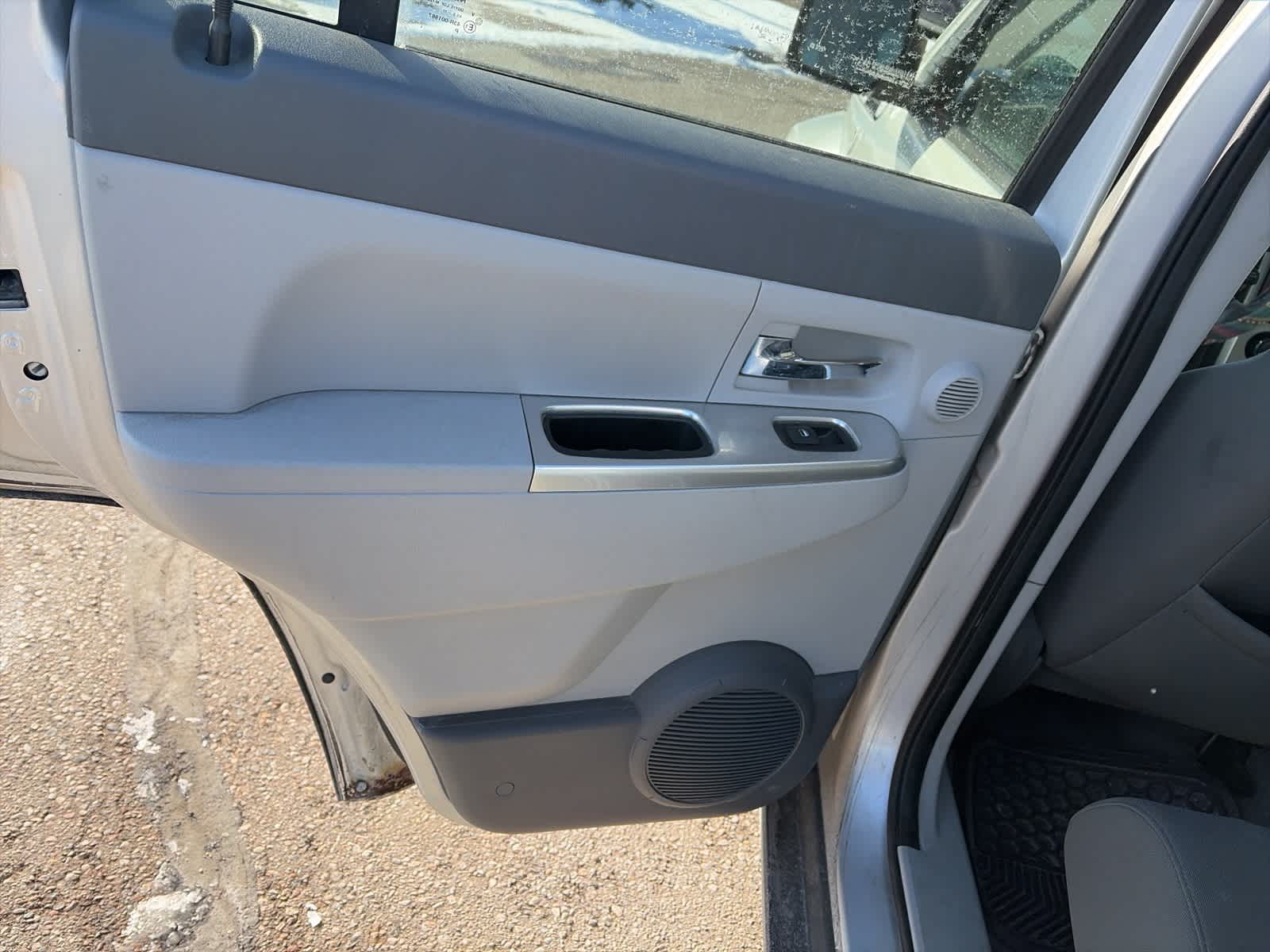 Thumbnail: 2008 Jeep Liberty - 12