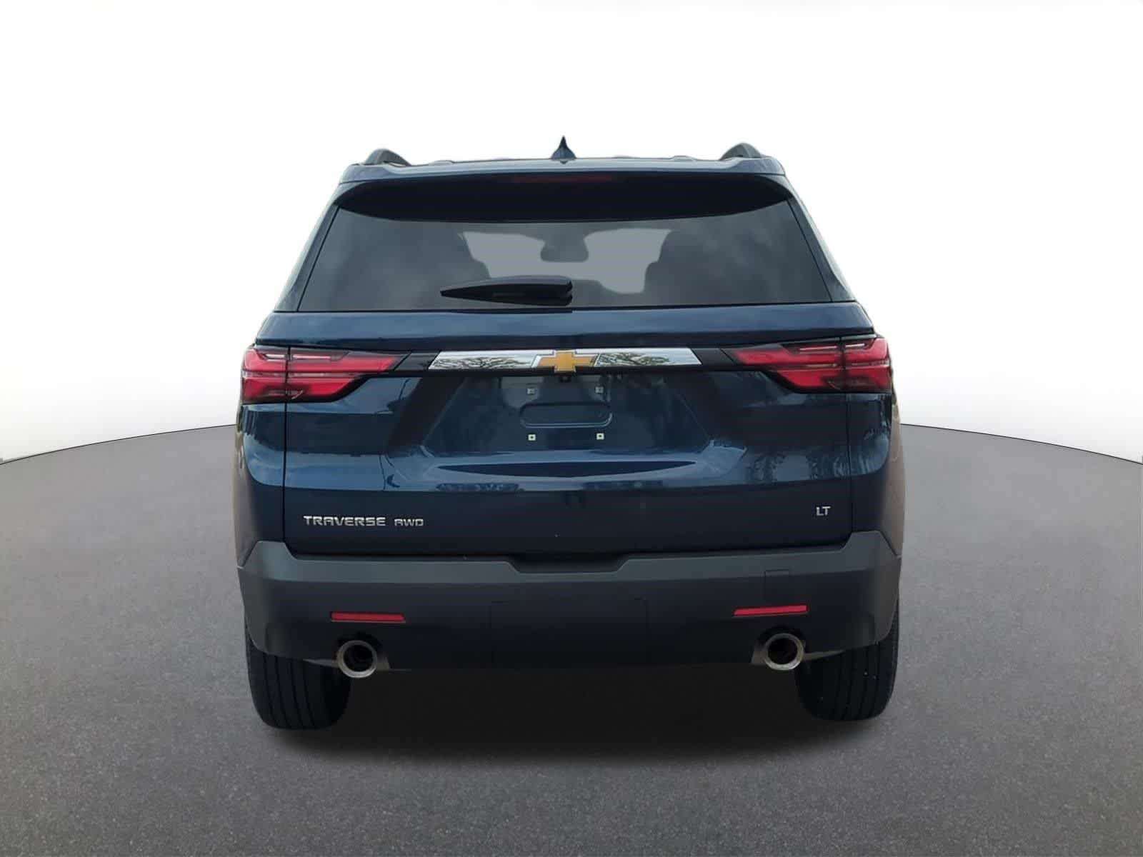 Thumbnail: 2023 Chevrolet Traverse - 4