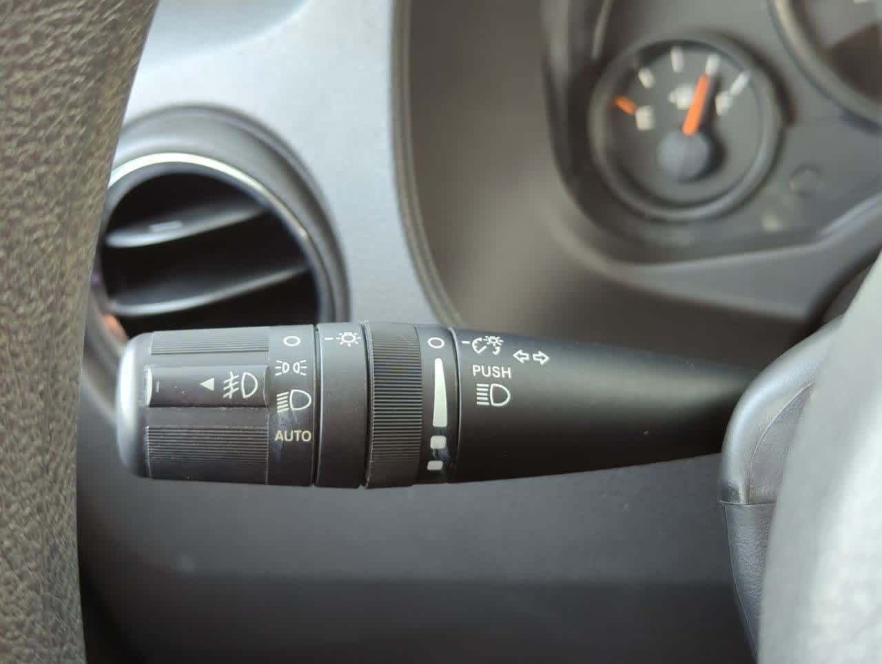 Thumbnail: 2016 Jeep Patriot - 25