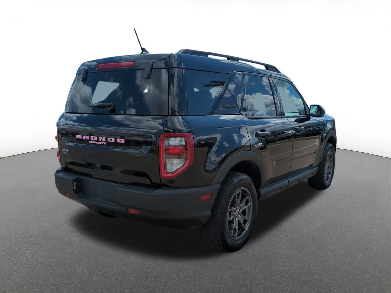 Thumbnail: 2021 Ford Bronco Sport - 6