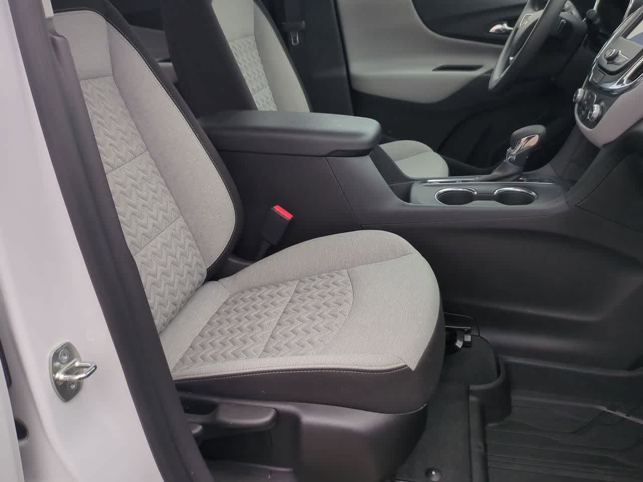 Thumbnail: 2023 Chevrolet Equinox - 20