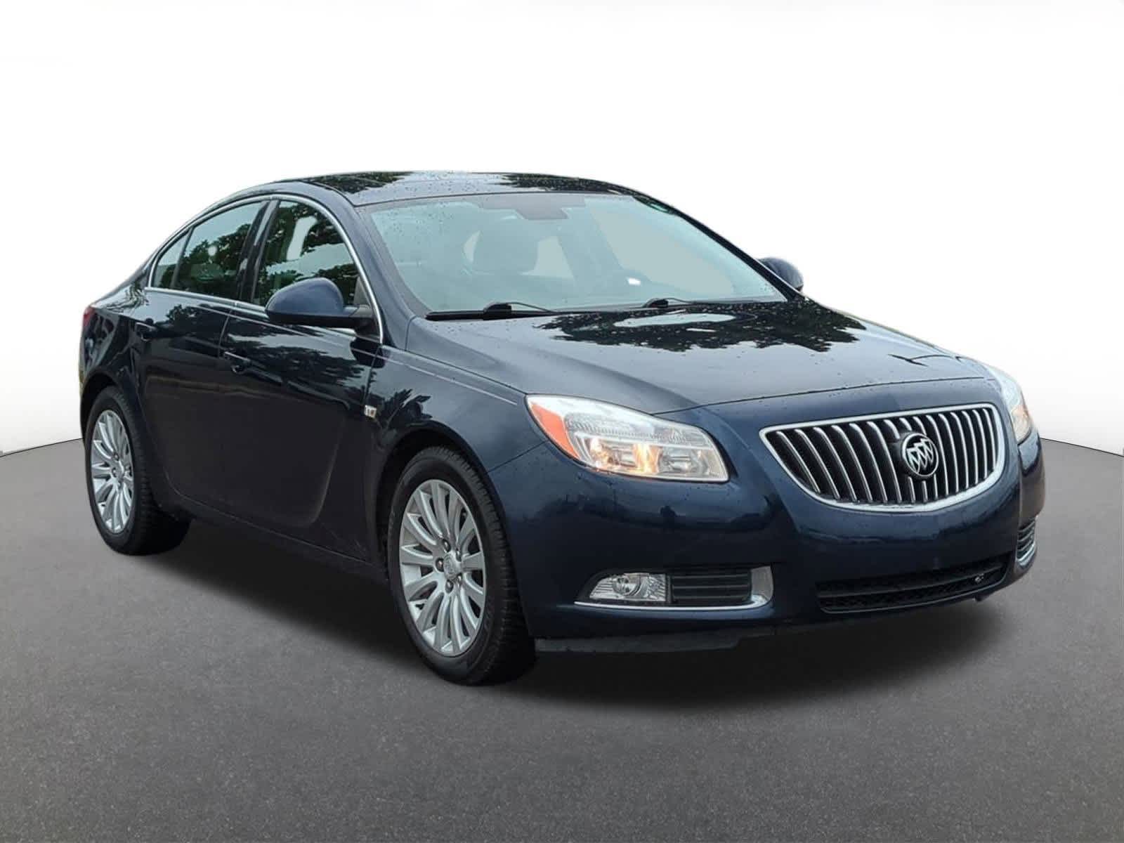 Thumbnail: 2011 Buick Regal - 8