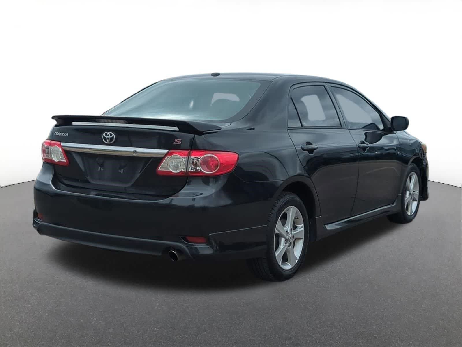 Thumbnail: 2012 Toyota Corolla - 6