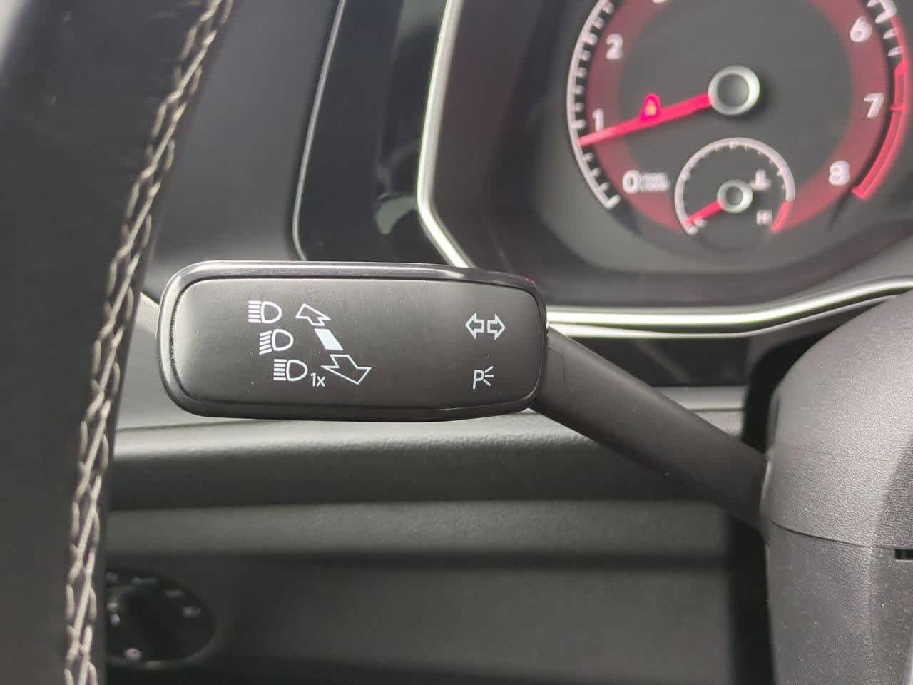 Thumbnail: 2020 Volkswagen Jetta - 27