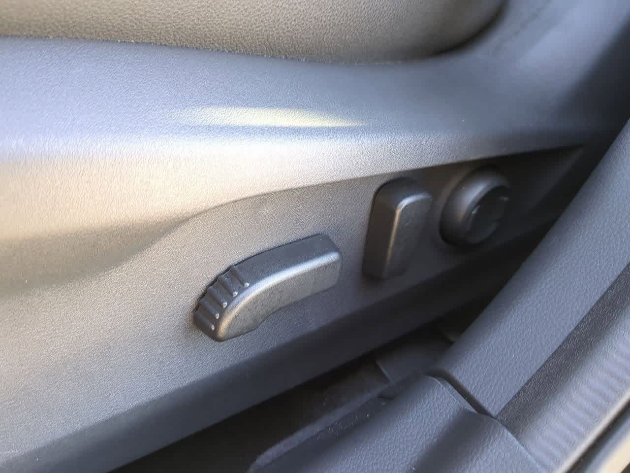 Thumbnail: 2025 Subaru Outback - 16