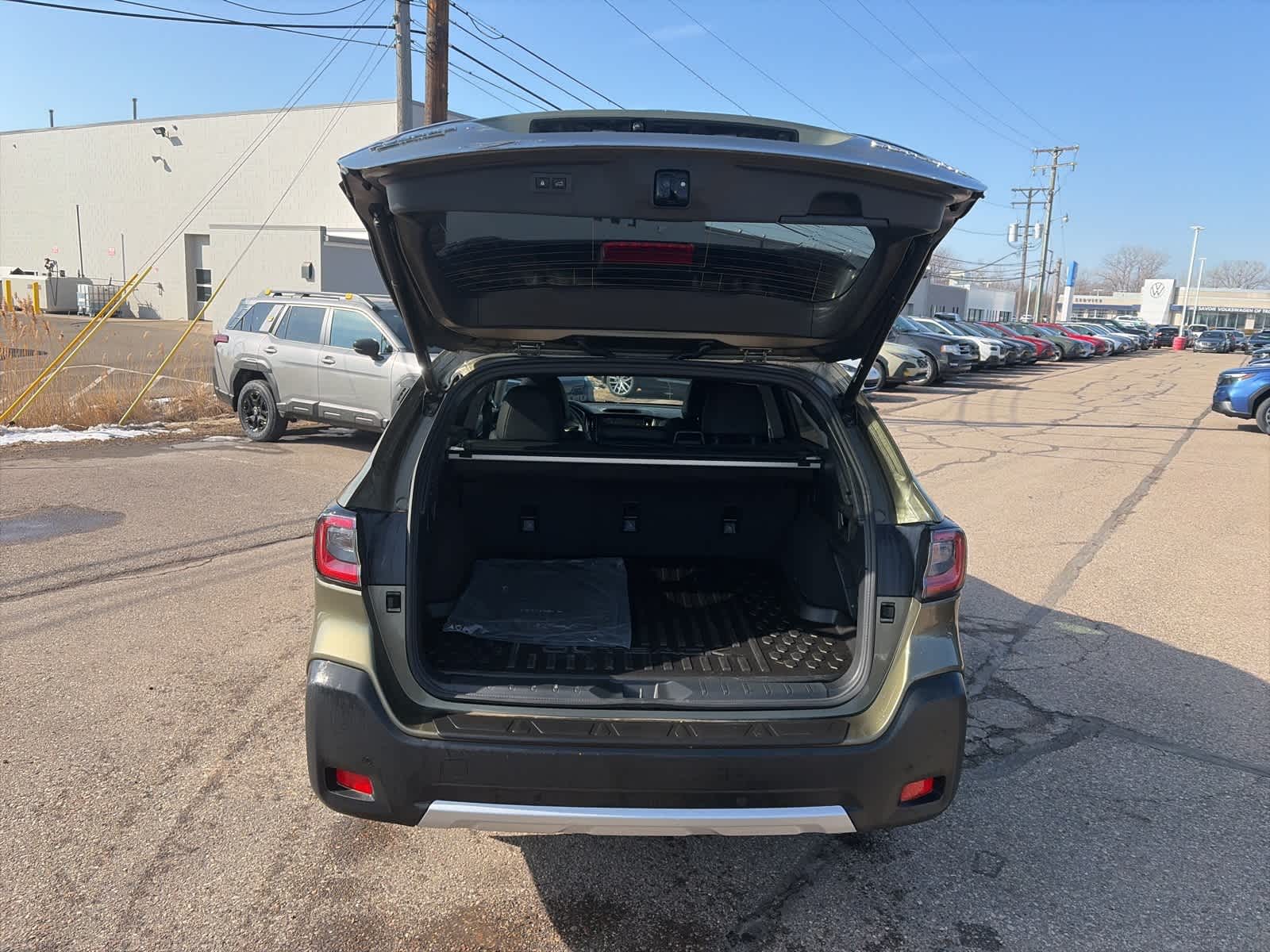 Thumbnail: 2025 Subaru Outback - 15