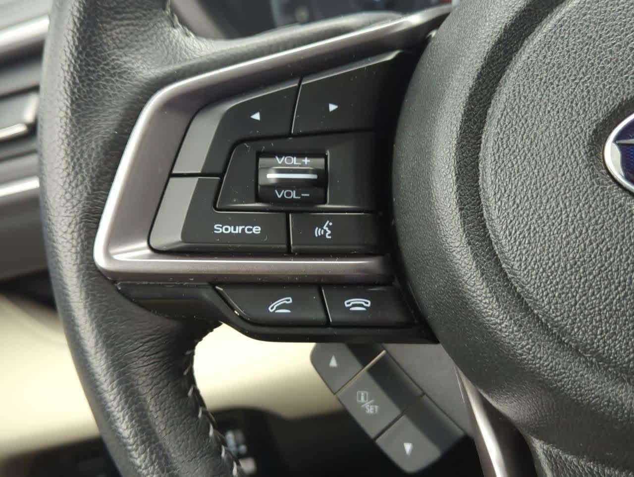 2022 Subaru Ascent Limited 22