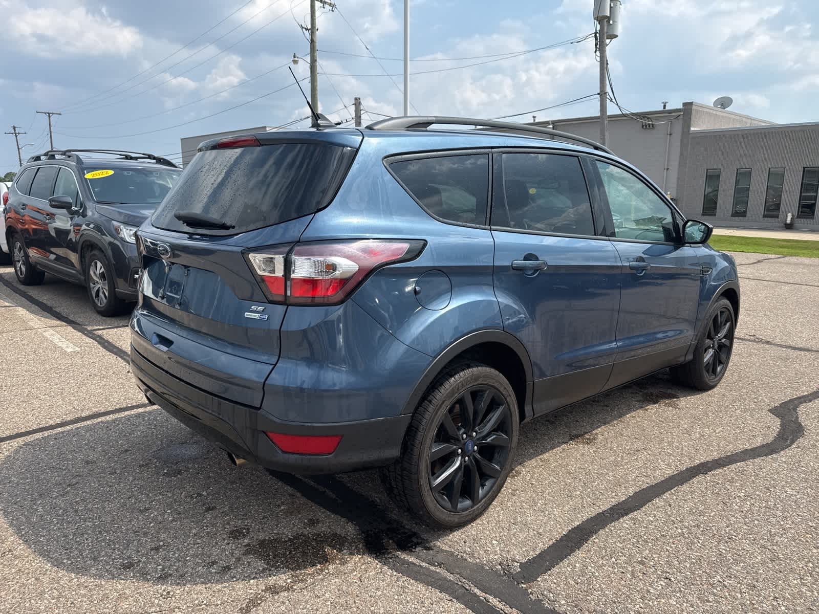 Thumbnail: 2018 Ford Escape - 3