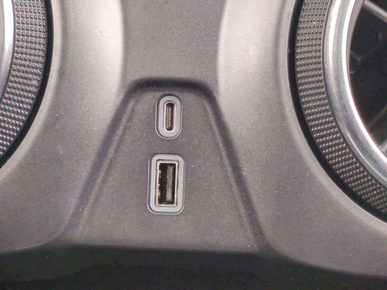 Thumbnail: 2022 Chevrolet Blazer - 28