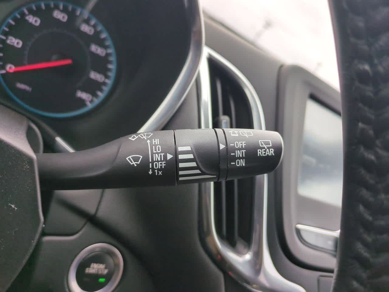 Thumbnail: 2018 Chevrolet Equinox - 24