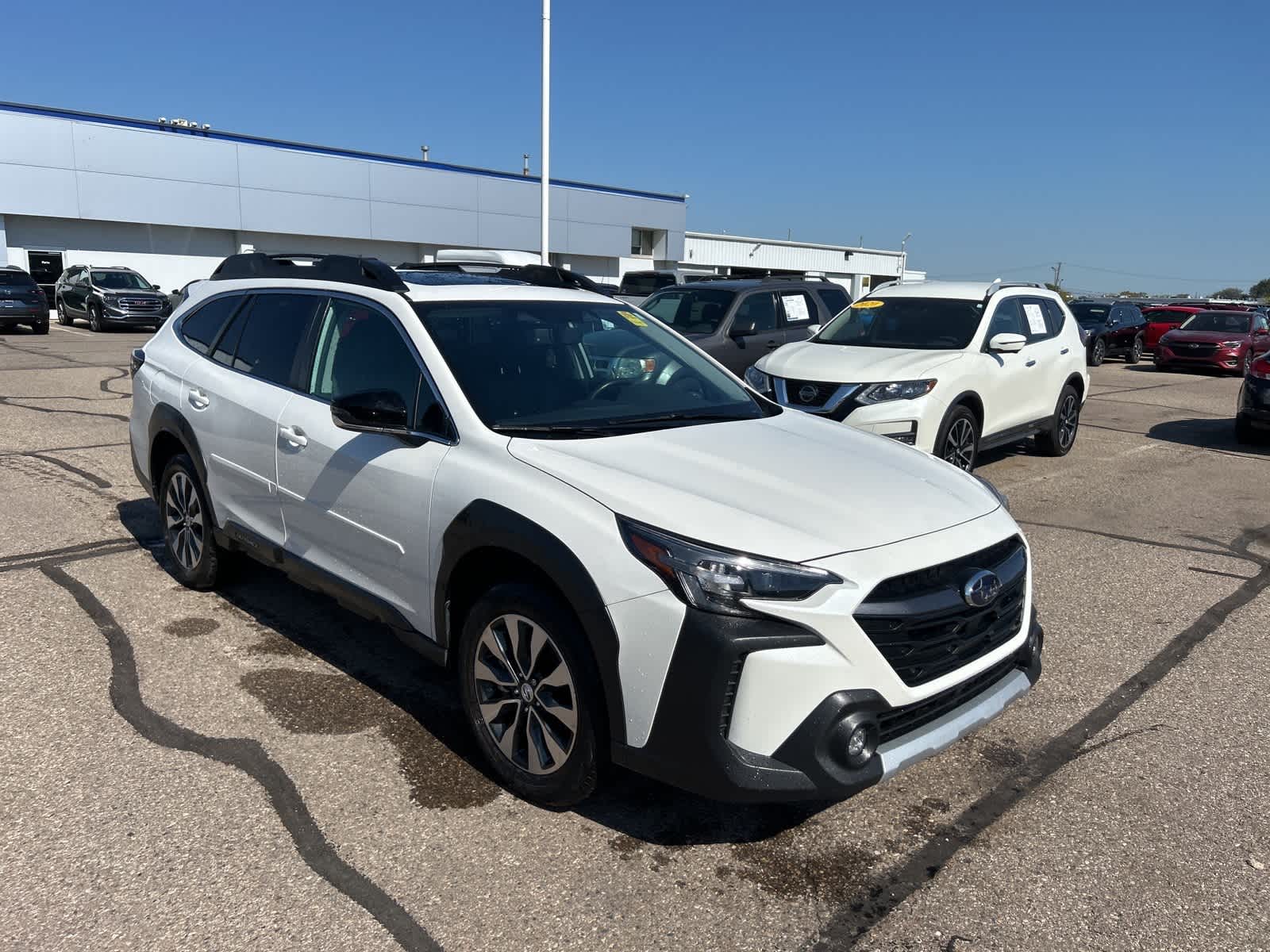Thumbnail: 2023 Subaru Outback - 4