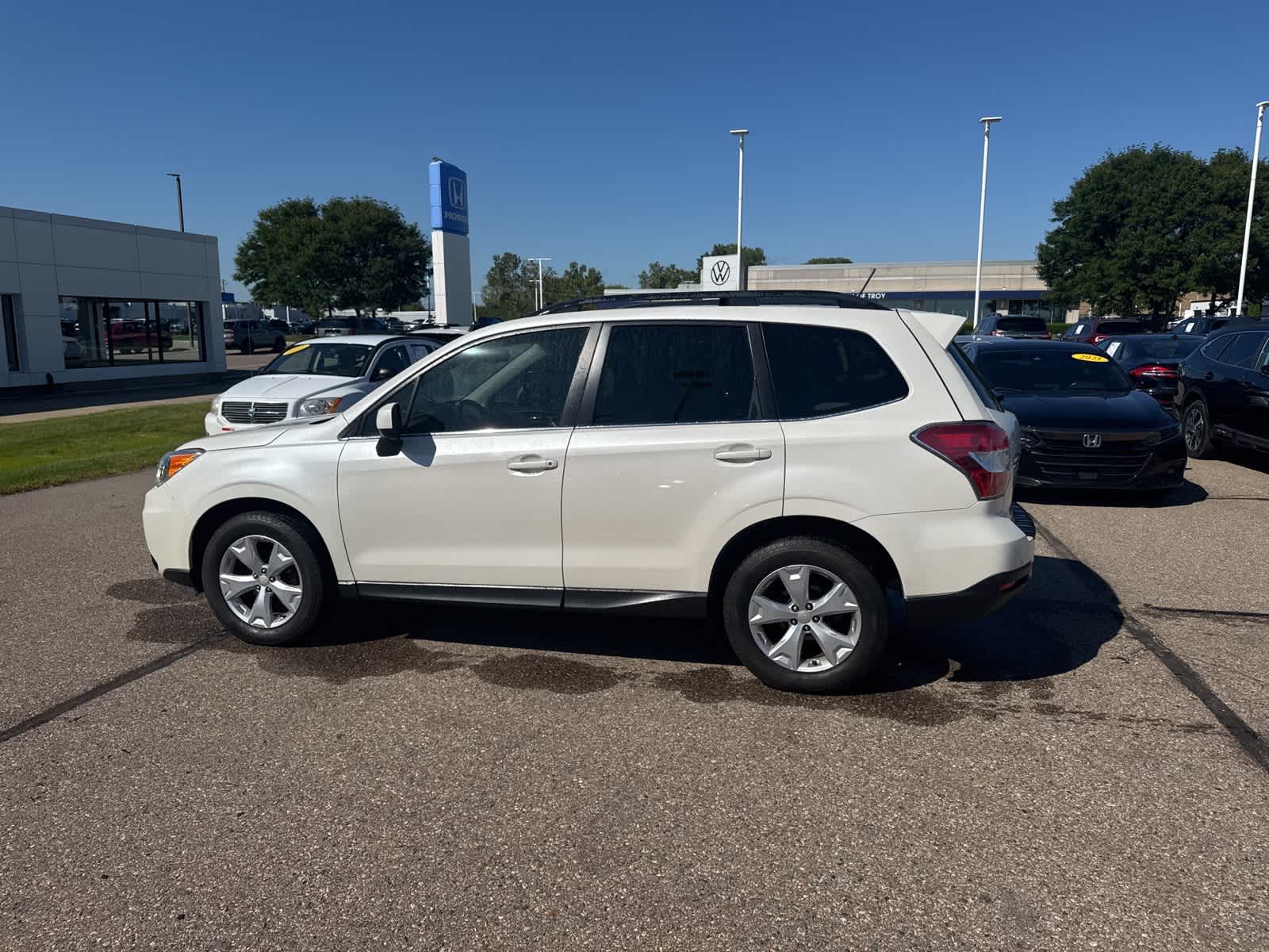 Thumbnail: 2015 Subaru Forester - 11
