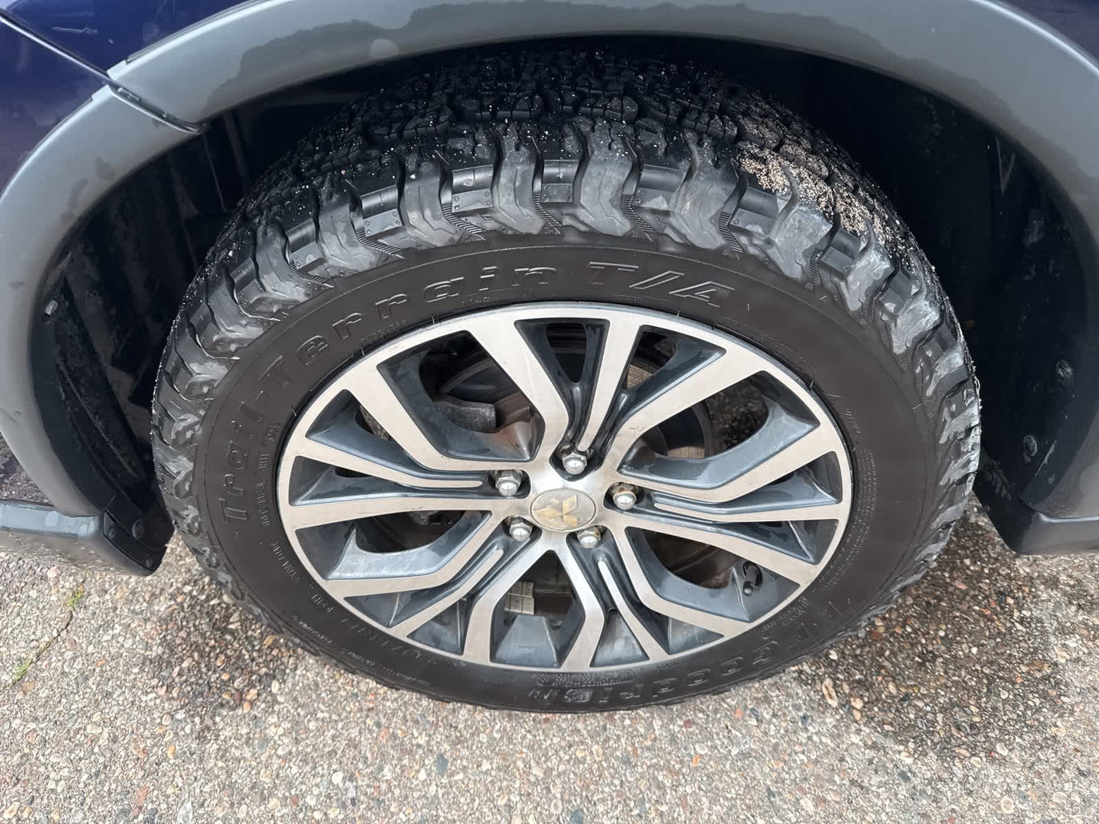 2018 Mitsubishi Outlander ES 6