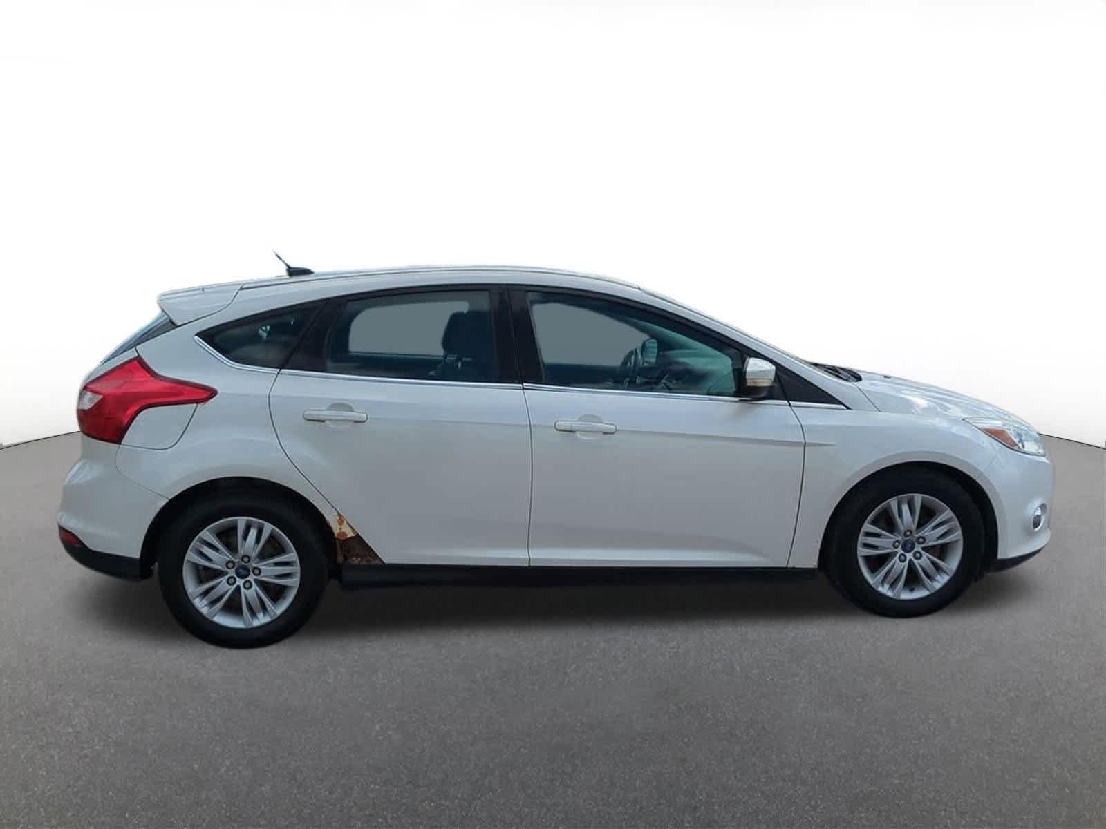Thumbnail: 2012 Ford Focus - 7