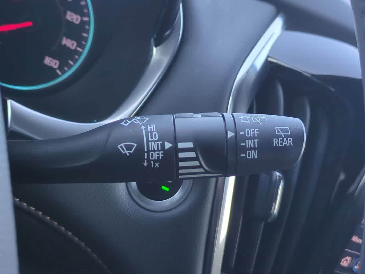 Thumbnail: 2021 Chevrolet Traverse - 26