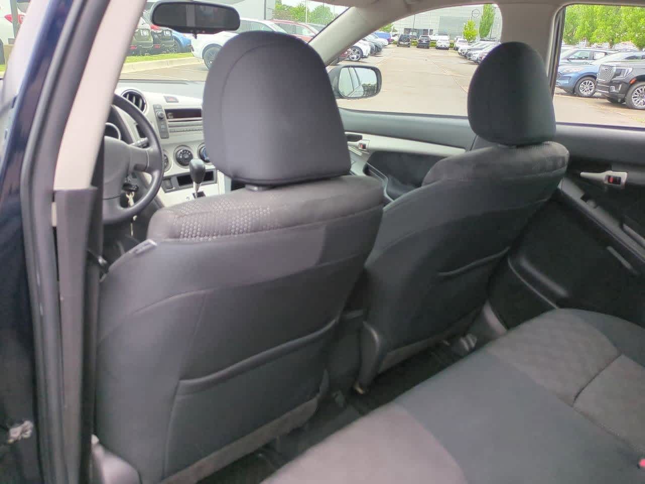 Thumbnail: 2010 Pontiac Vibe - 16