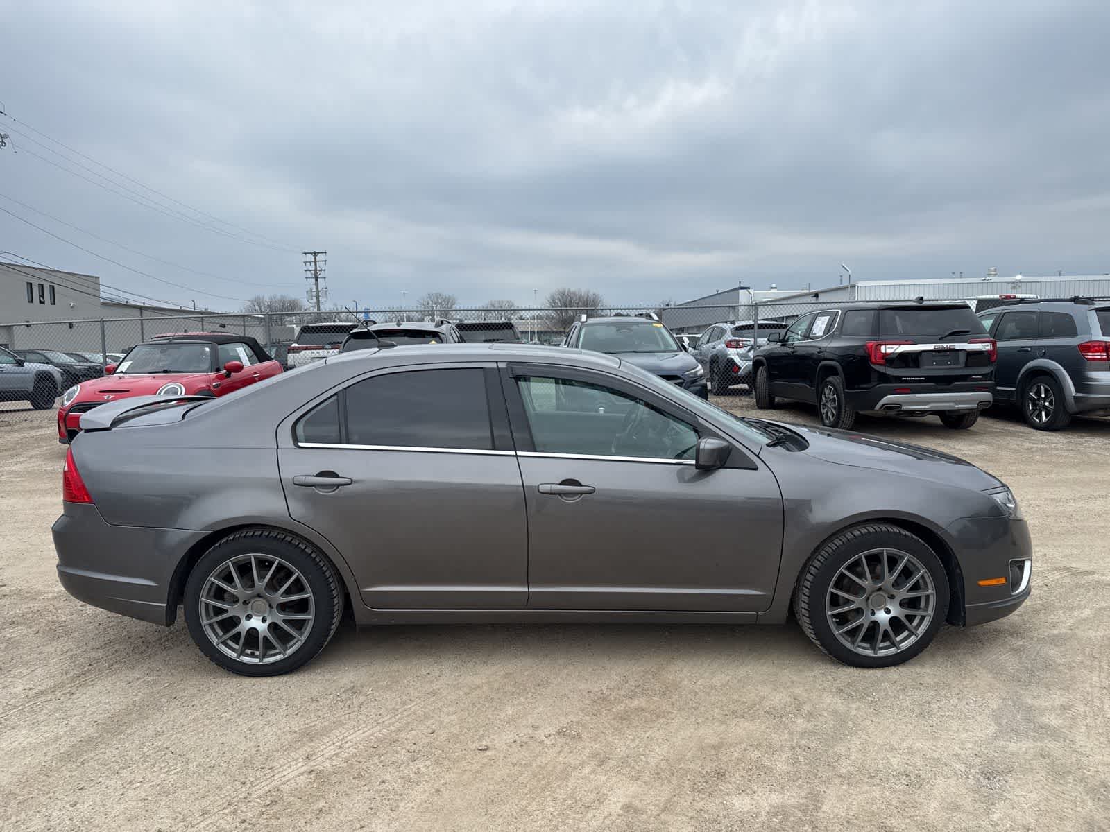 Thumbnail: 2010 Ford Fusion - 9