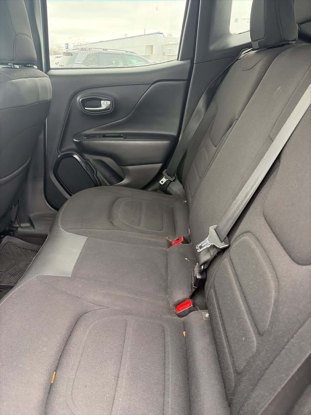 Thumbnail: 2017 Jeep Renegade - 14