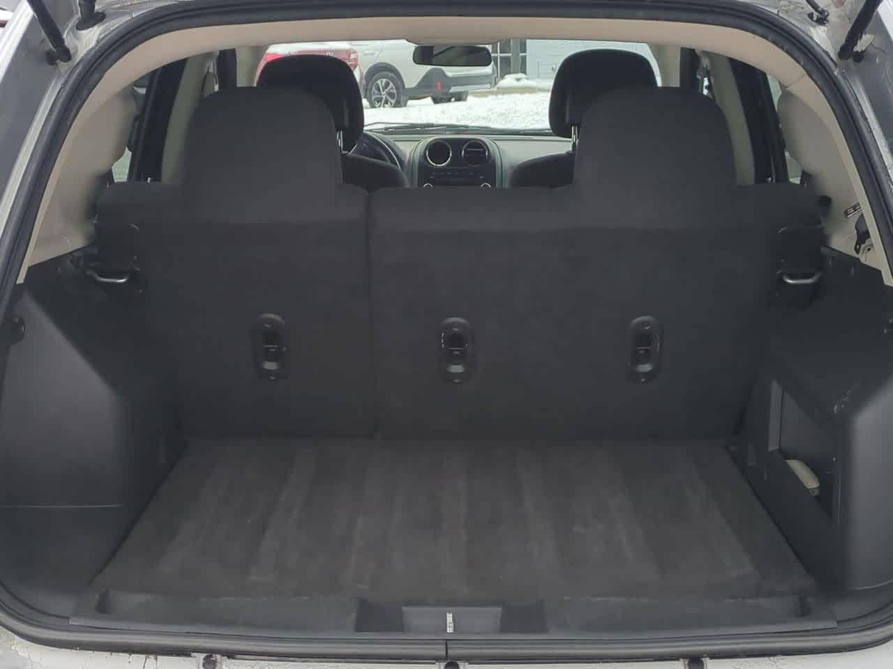 Thumbnail: 2014 Jeep Compass - 31