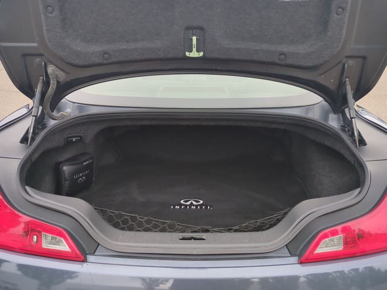 Thumbnail: 2013 INFINITI G37 - 32