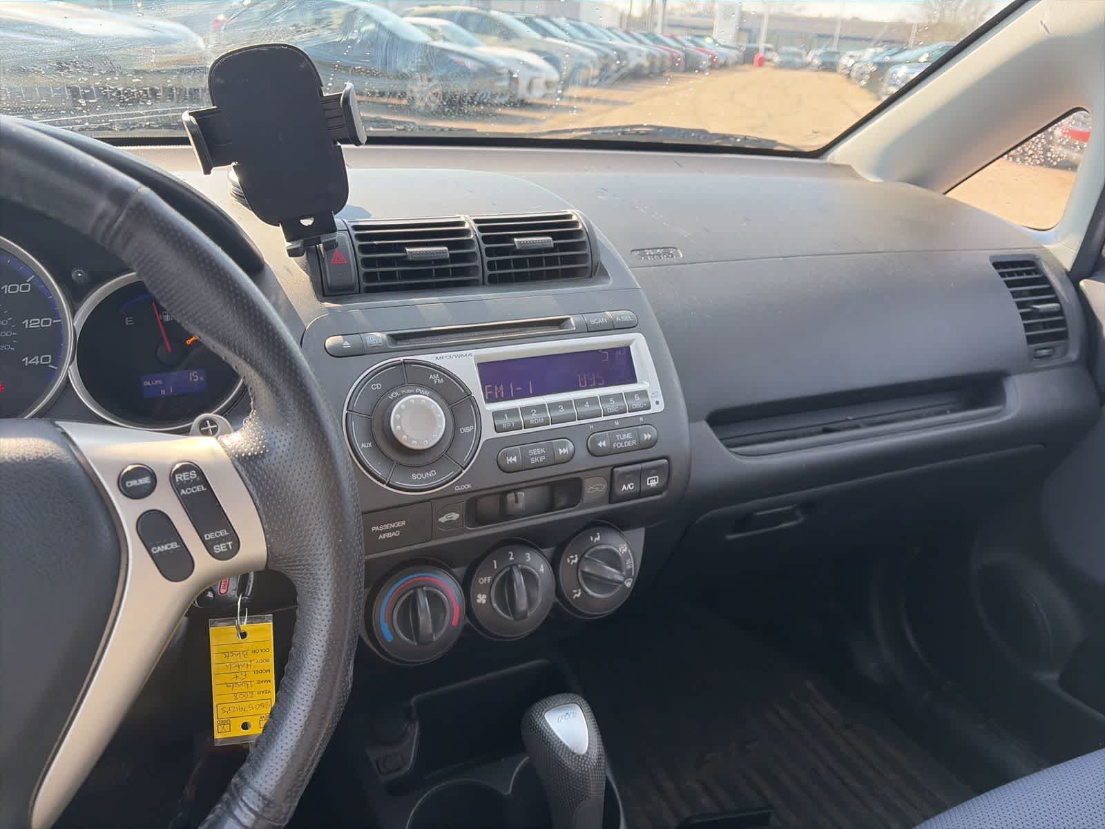 Thumbnail: 2008 Honda Fit - 19