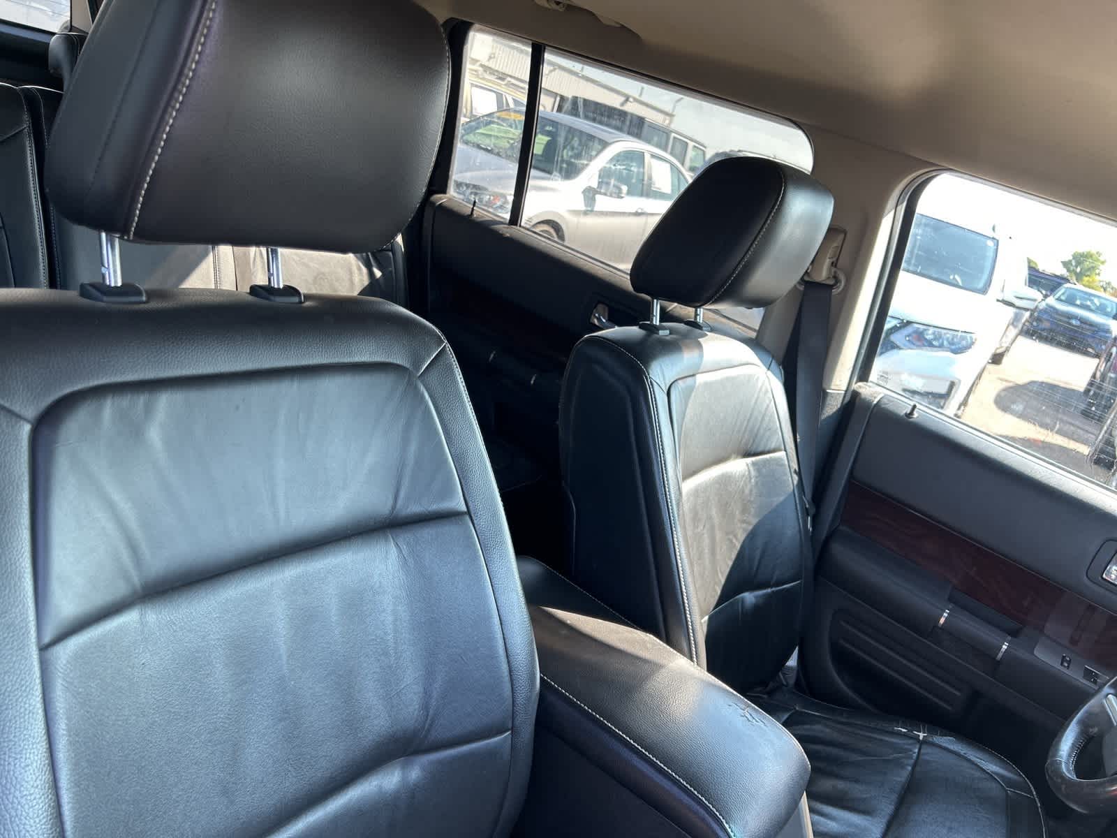 Thumbnail: 2010 Ford Flex - 14