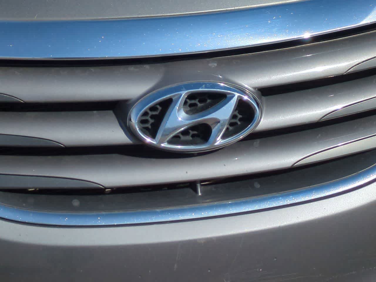 Thumbnail: 2014 Hyundai Sonata - 11