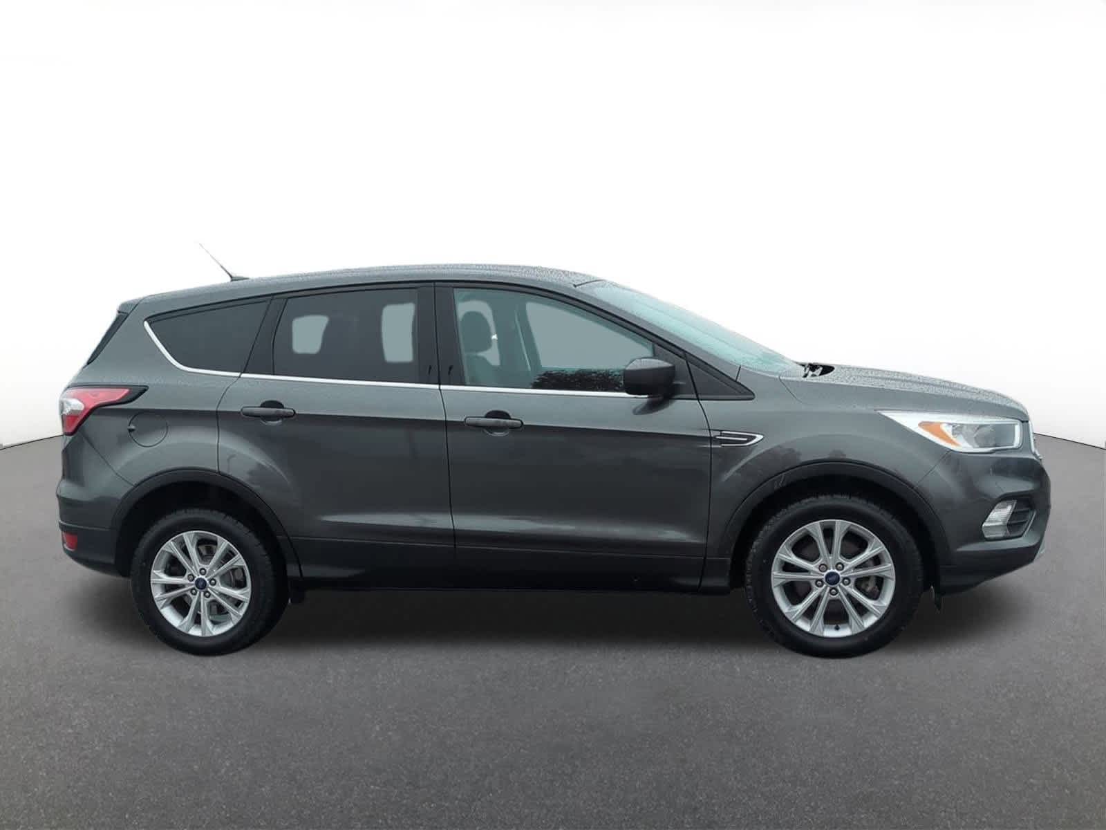 Thumbnail: 2017 Ford Escape - 7