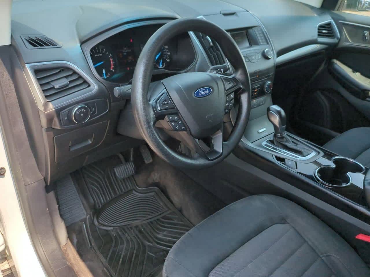 Thumbnail: 2016 Ford Edge - 2